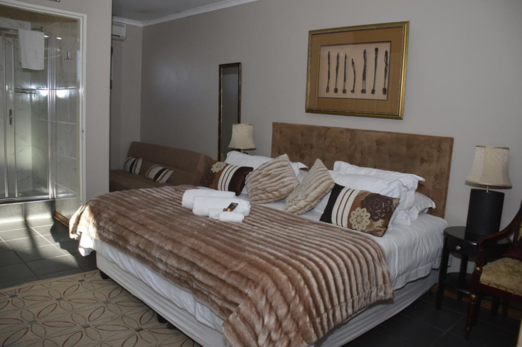 Two Bells Guest House Bloemfontein Quarto foto